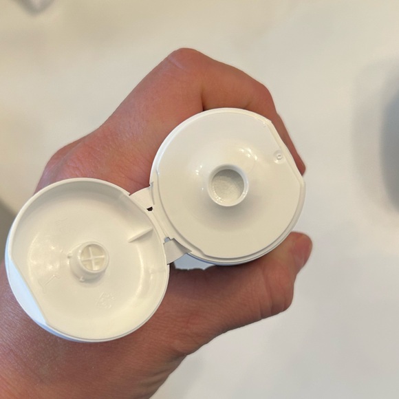 Color Wheel Whitening toothpaste - Picture 3 of 3